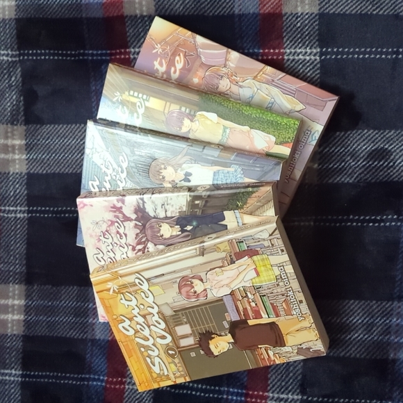SOLD- A Silent Voice Volumes 1-5 - Picture 3 of 8